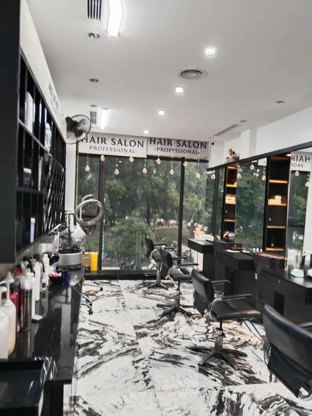 VIP nhất Quận Đống Đa. View hồ Phương Mai 40m 6T - Phân Lô - Mặt hồ - Vỉa hè Ô tô tránh chỉ hơn 10 tỷ